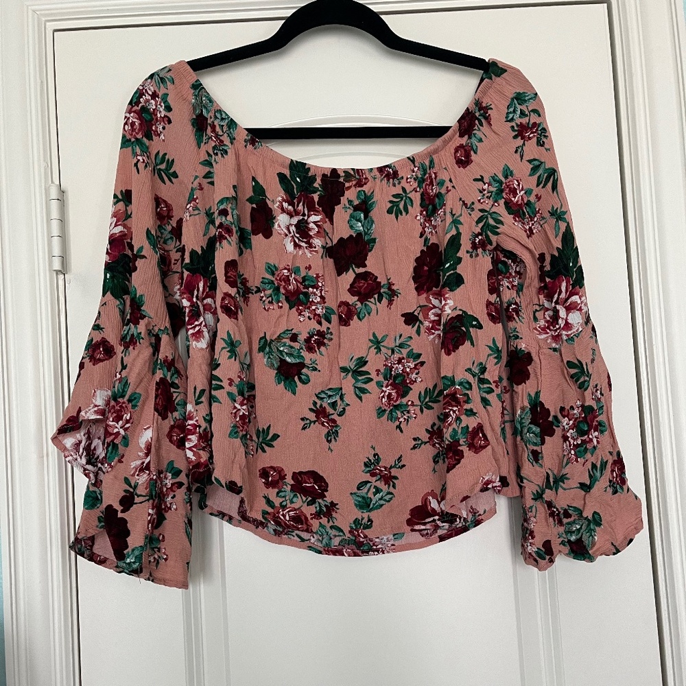 Forever 21 | Floral Off Shoulder Top